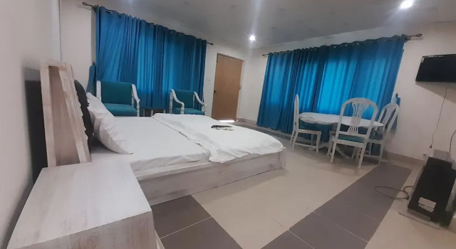 Sapphire Hut MCM, Prenota Hotel Murri Punjab Region