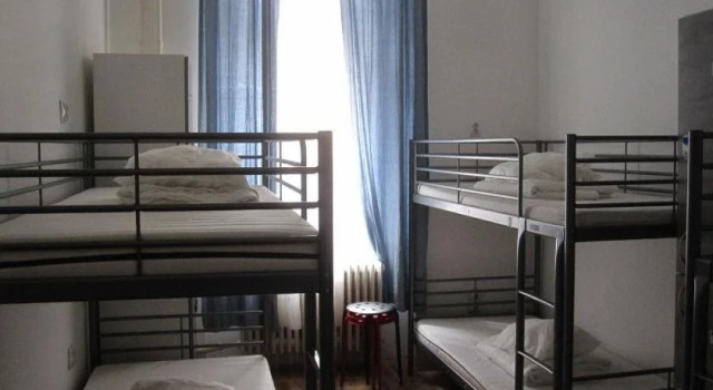 Mandarin Hostel
