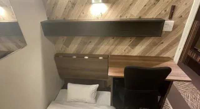 Номер Premium CAPSULE HOTEL CONTINUE NijojoKita