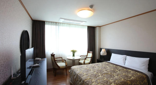 Danyang Tourist Hotel Edelweiss, Prenota Hotel Danyang Chungcheongbuk-Do