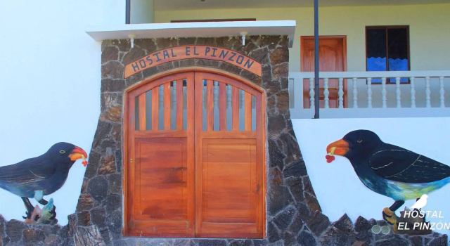 El Pinzón, Boek Hotel Puerto Ayora 