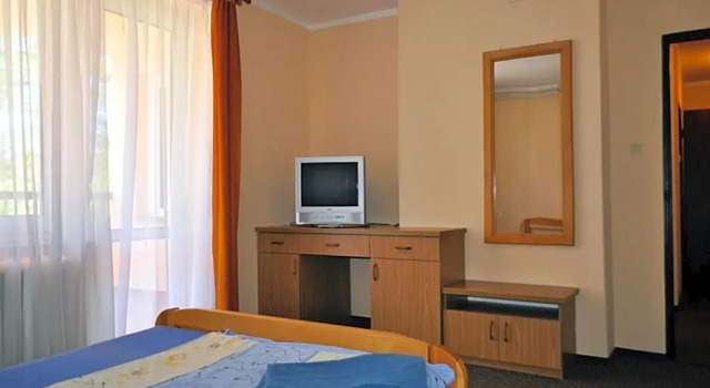 Pensjonat Resident, Book Guesthouse Krynica Morska 