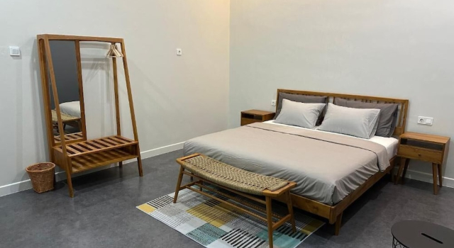 Cendhani Raras Gallery, Book Guesthouse Hotels in Sleman with Parking, Parking