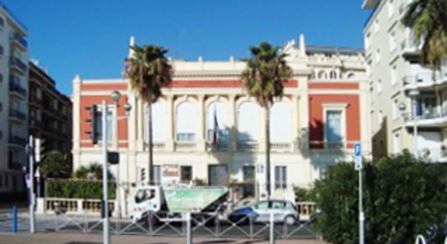 Sunny, 1-bedroom Studio Apartment in Nice With Wifi 200 Metres From th