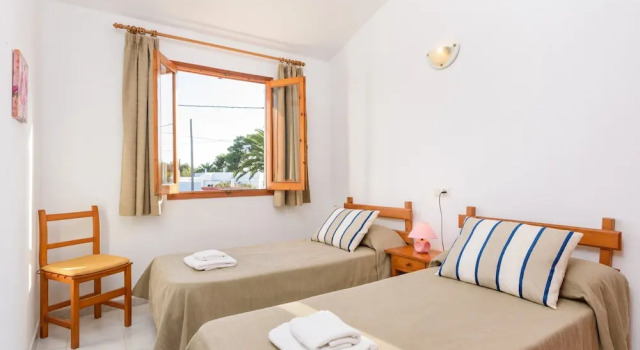 Apartamentos Menorca Palmeras, Rezerwuj Apartament Hotele w Minorka z parkingiem, Parking