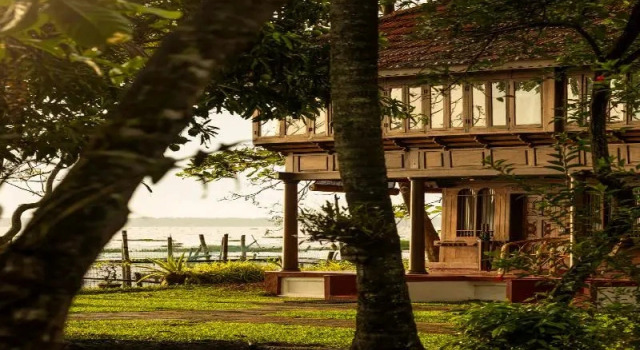 Вилла Standard Coconut Lagoon Kumarakom - A CGH Earth Experience