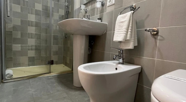Одноместный номер Standard с балконом 38 Aira Hotels