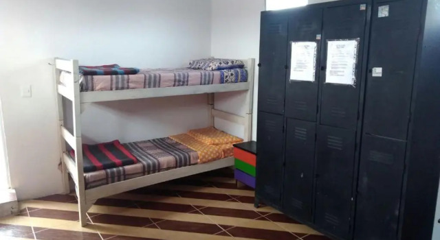 Кровать в общем номере Valizas Hostel