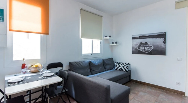 2B Apartment 5 Mins From Sagrada Familia, Забронировать Апартаменты/квартира Апартаменты Барселоны, рядом с Тетуан, Апартаменты/квартира