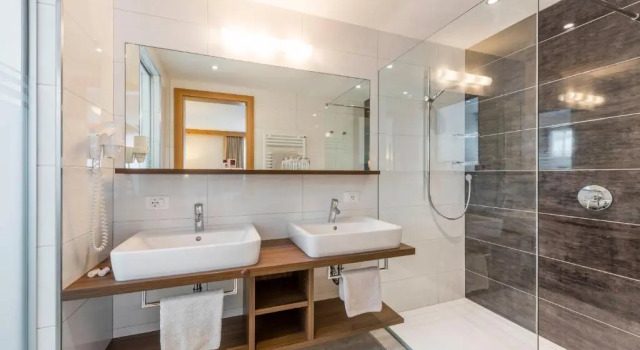 Двухместный номер Superior Stoa