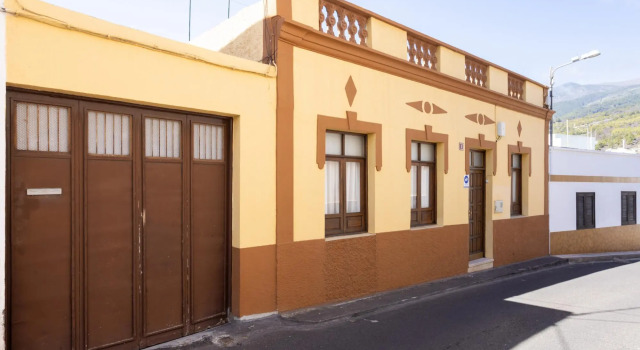 Home2Book La Cruz del Valle, BBQ & Terrace