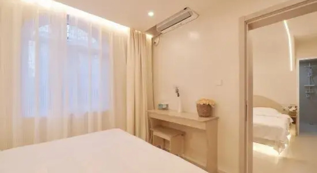 Кровать в общем номере с 2 комнатами Jinxuan Villa
