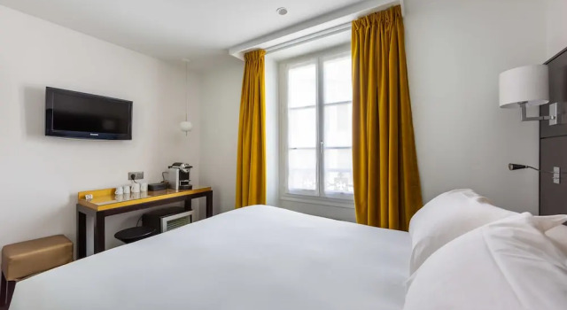 Четырёхместный номер Standard Logis Hôtel 15 Montparnasse