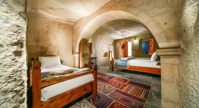 Полулюкс Caverna Hotel Premium Caves