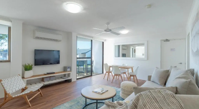 Апартаменты c 1 комнатой с видом на воду Munna Beach Apartments