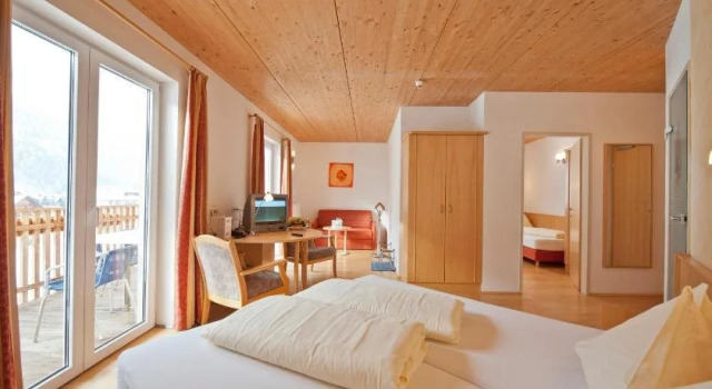 Macher S Landhotel, Rezerwuj Hotel Hotele w Tyrol z parkingiem, Parking