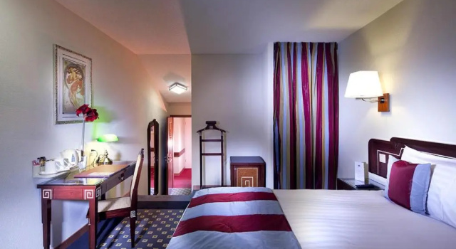 Номер Superior Mercure Fribourg Centre Remparts