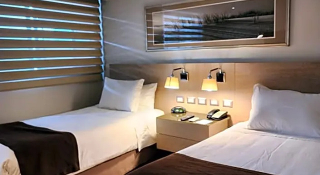 Двухместный номер Standard с видом на город Hotel Los Españoles Plus