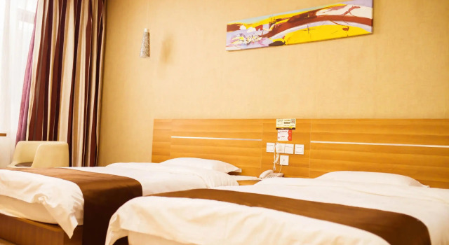 Люкс Standard Thank Inn Hotel Yunnan Lijiang Acient City South Gate
