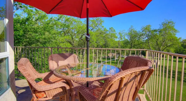 Chateau Relaxeau  Ww D302 2 Bedroom Condo by RedAwning