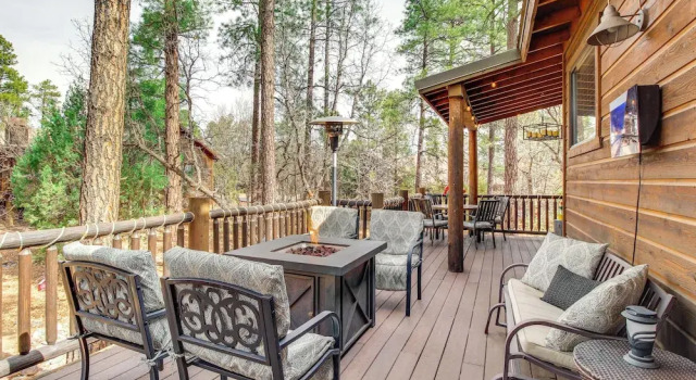 Коттедж Outdoor Oasis: Family-friendly Cabin in Show Low!