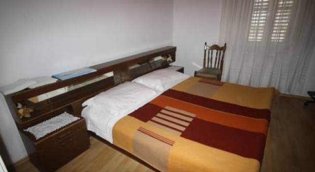 Top Center, Prenota Hotel Splitska 
