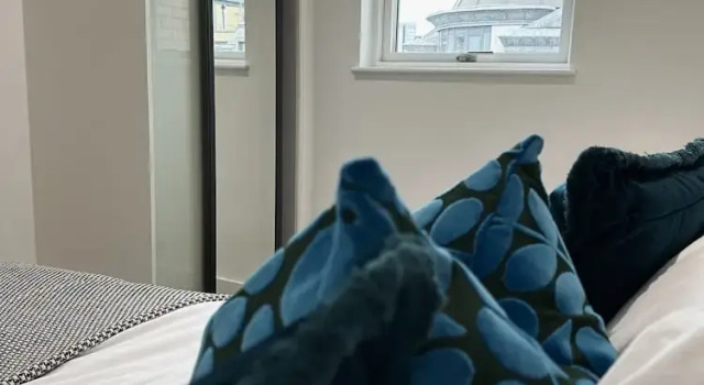 Luxury Two Bedroom Apartment Maida Vale, Varaa Huoneisto Asunnot kohteessa Merseyside, Huoneisto