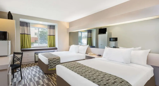 Номер Standard Microtel Inn & Suites by Wyndham
