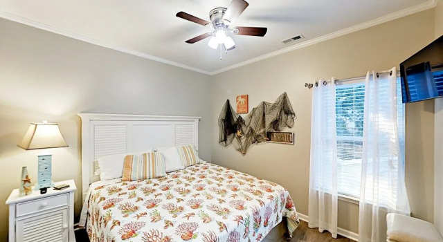 S Kings #1158 - 7 Br Home