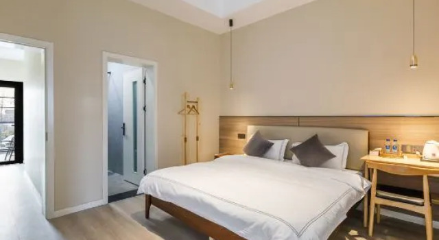 Люкс Floral Hotel·Shanghai Shiqi Hotel