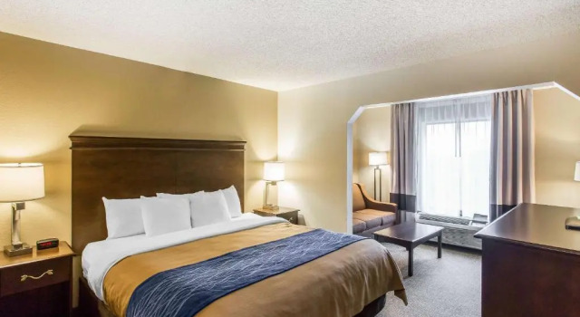 Люкс Comfort Inn & Suites Cookeville