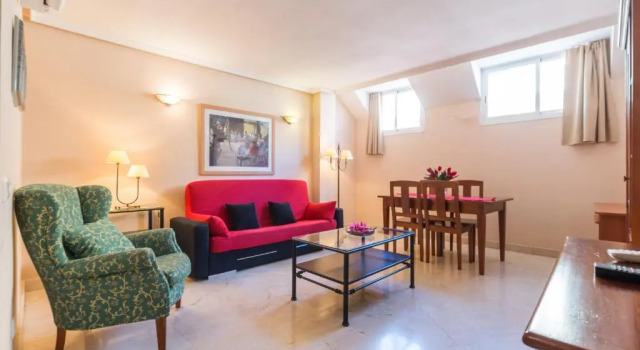 Апартаменты Пентхаус c 1 комнатой Apartamentos Caballero de Gracia