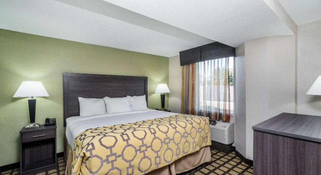 Двухместный номер Business Baymont by Wyndham Clarksville