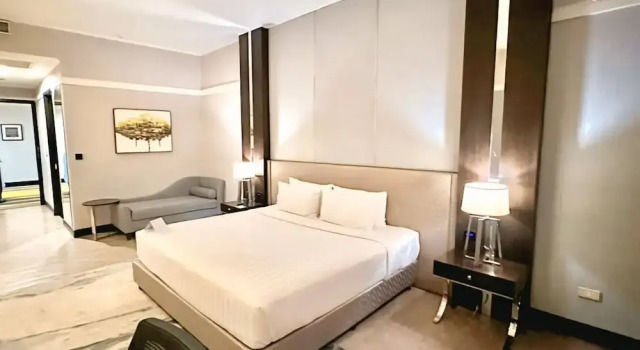 Двухместный номер Deluxe с балконом Le Charmé Suites - Subic