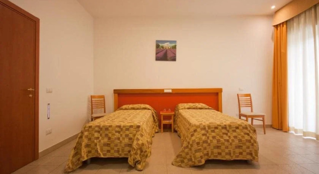 D&D Hotel, Prenota Hotel Fauglia Toscana