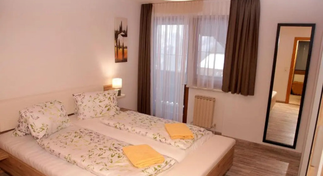 Apartments Obernosterer - Großglockner, Rezerwuj Apartament Hotele w Salzburg z parkingiem, Parking