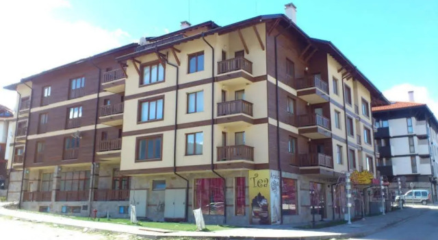 Explore Apartments in Kamenitza