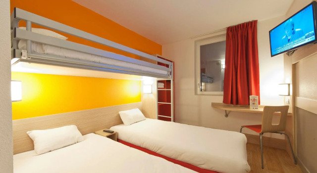 Трёхместный номер Standard Greet hotel Bourg-en-Bresse Sud Montagnat
