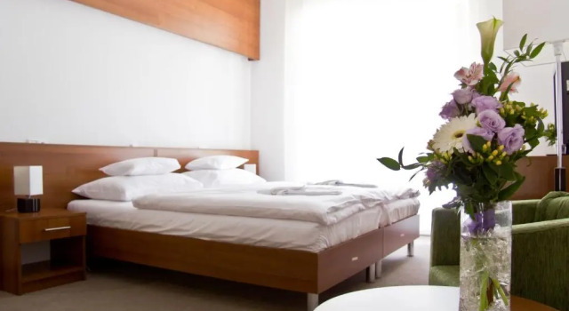 Полулюкс Hotel Kelep