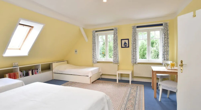Child Friendly Apartment near Beach in Wittenbeck