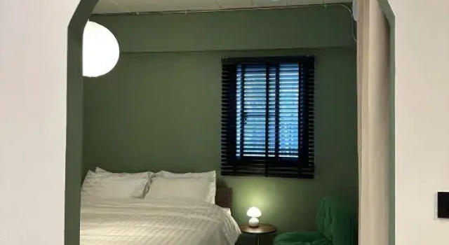 Люкс Deluxe Mid-century modern stay - “Kasa Haus”
