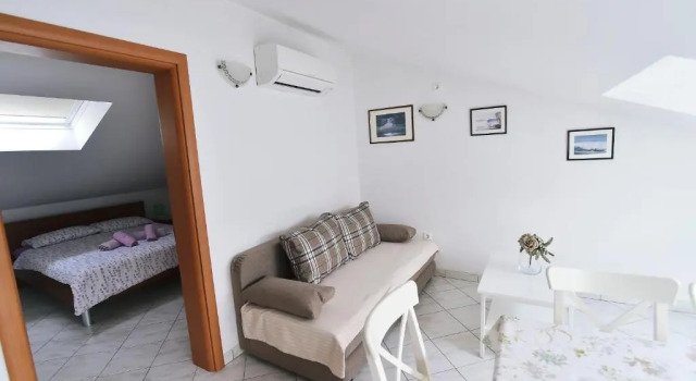 Apartments Luni, Забронировать Апартаменты/квартира Башка остров Крк
