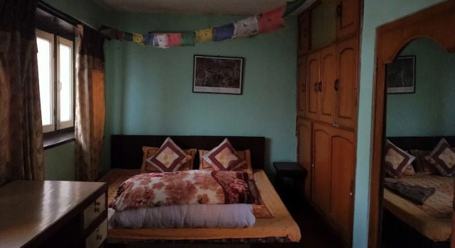 Номер Premier The Nepali Hive