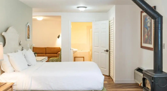 Четырёхместный номер Standard The Inn on Pine