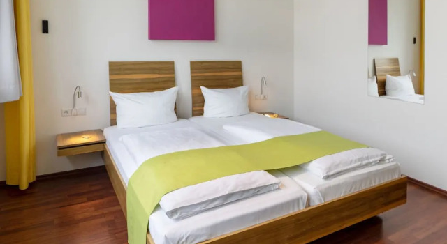 Номер Business AMH Airport-Messe-Hotel Stuttgart