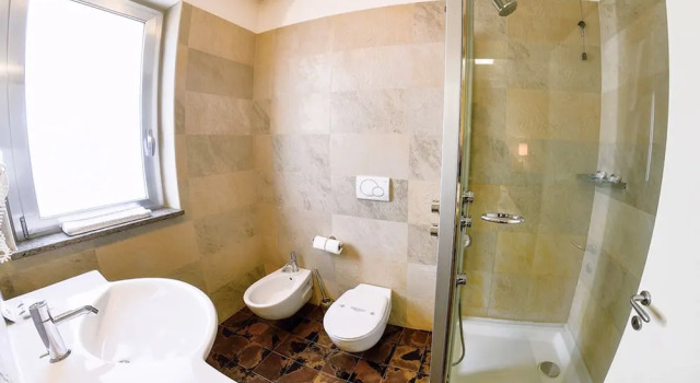 Трёхместный номер Victoria Hotel