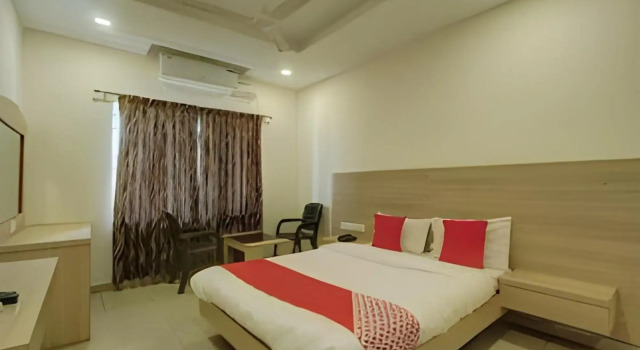 Arasu Regency By OYO Rooms, Забронировать Отель Отели штата Тамилнада с завтраком, Завтраки