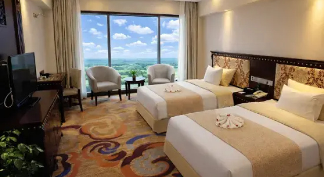 Номер Standard Yinruilin International Hotel