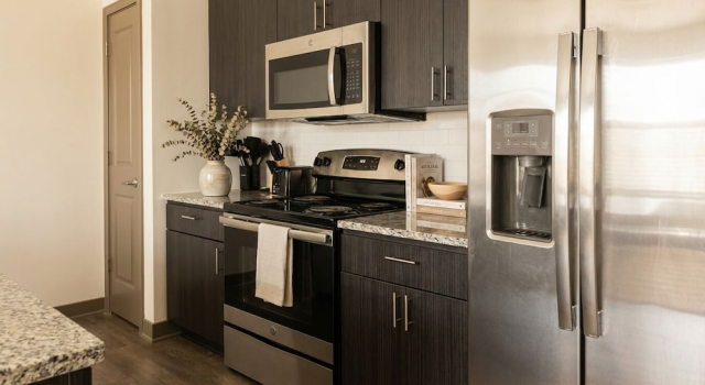 Апартаменты Standard Boulevard Stays - Hurstbourne