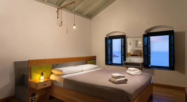 Полулюкс с видом на море Kalnterimi Guesthouses